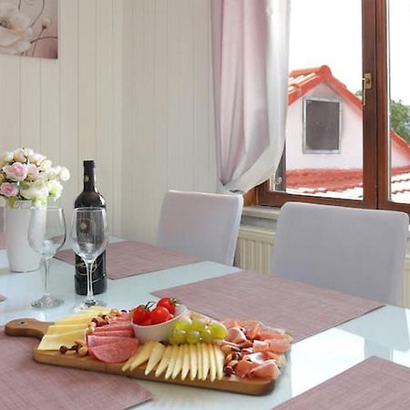 Holiday Home Mons Aureus Gornje Sitno Buitenkant foto