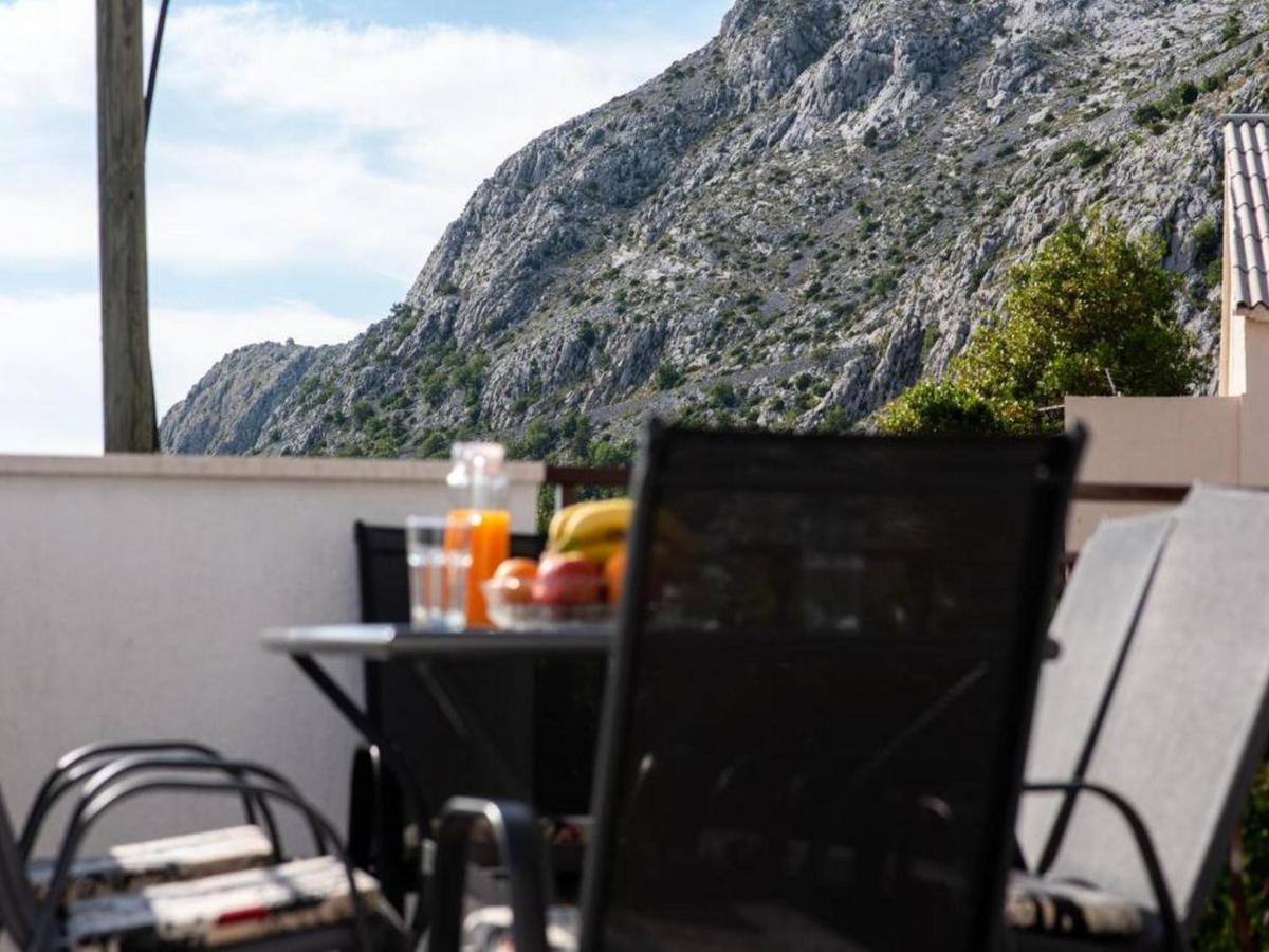 Holiday Home Mons Aureus Gornje Sitno Buitenkant foto