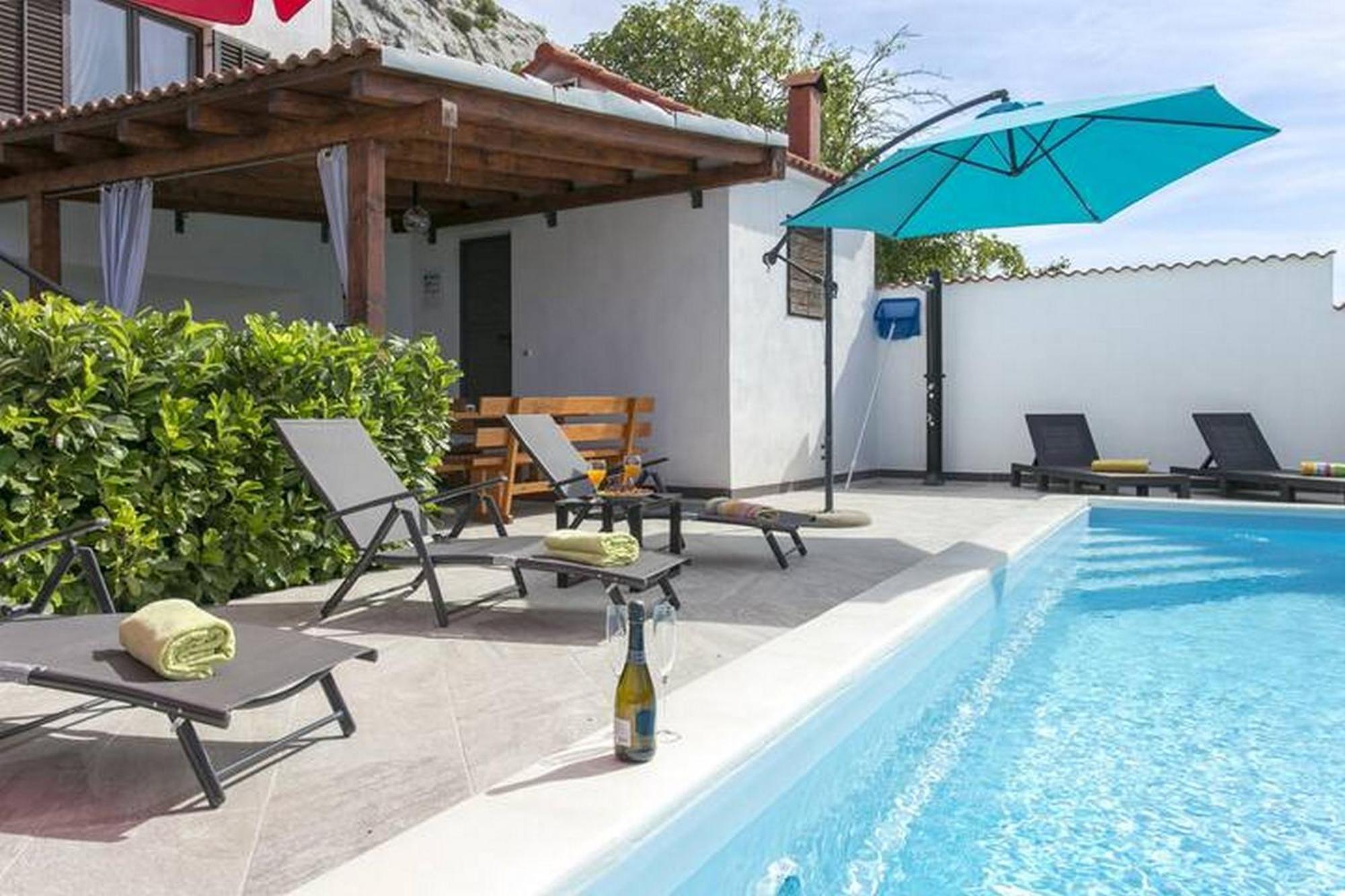 Holiday Home Mons Aureus Gornje Sitno Buitenkant foto
