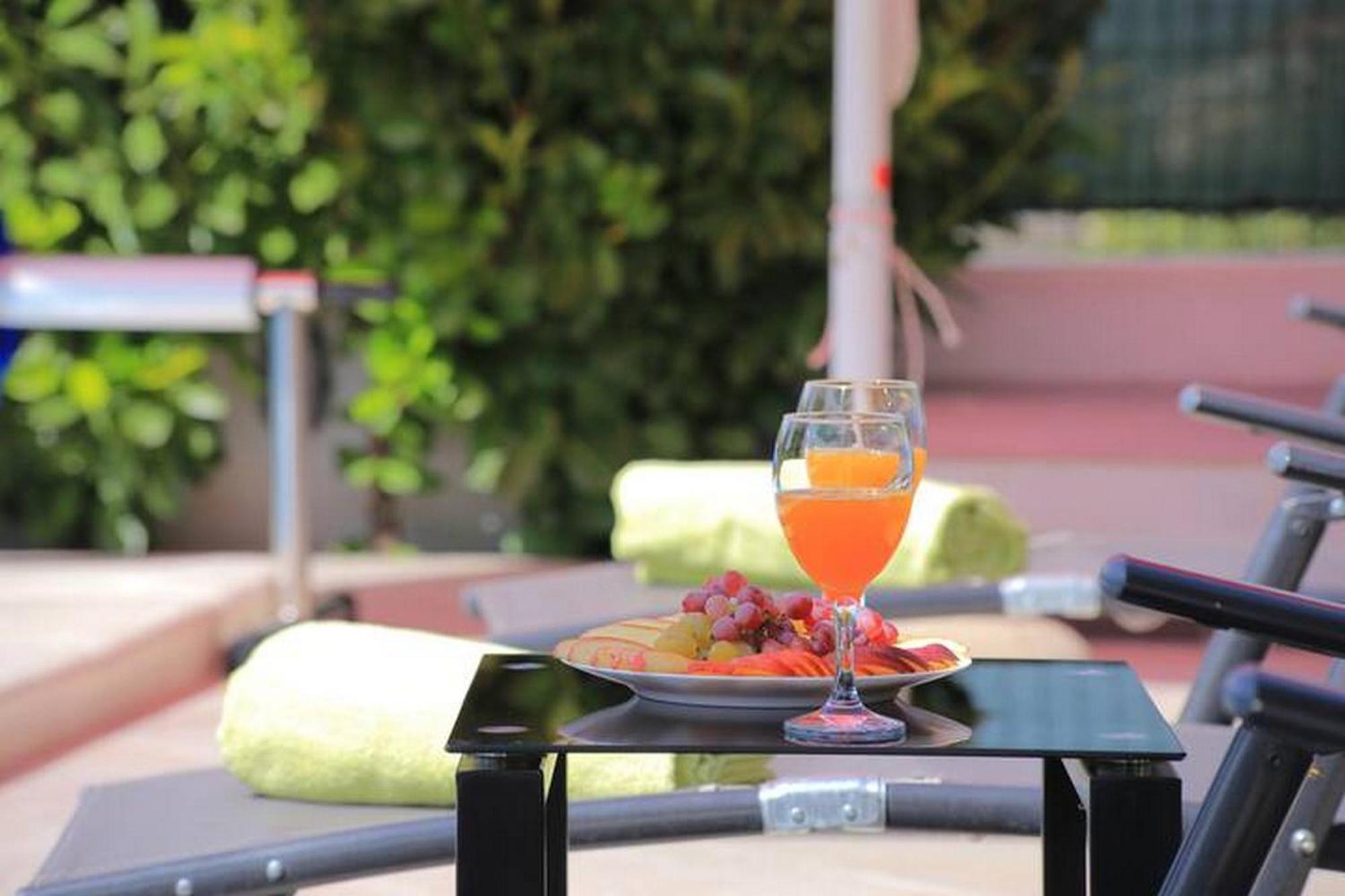 Holiday Home Mons Aureus Gornje Sitno Buitenkant foto