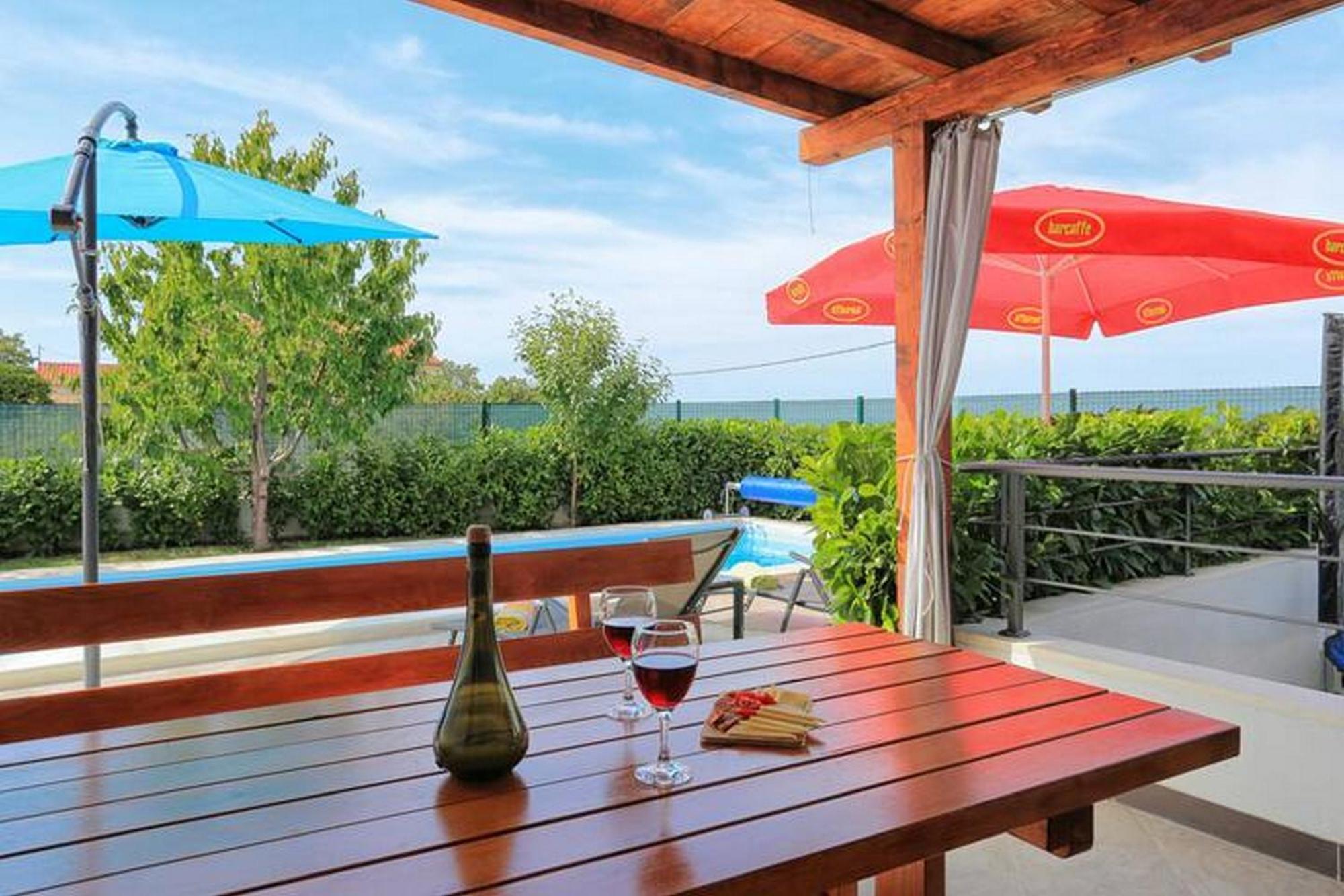 Holiday Home Mons Aureus Gornje Sitno Buitenkant foto